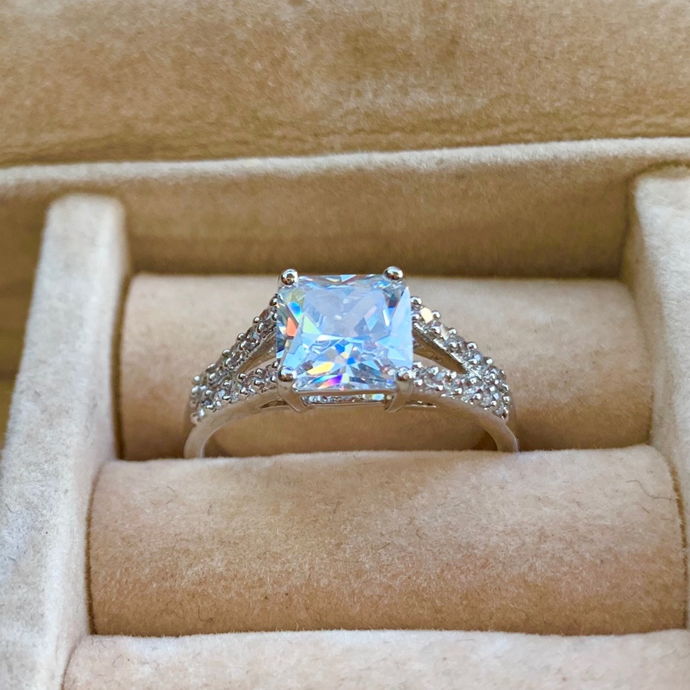 CZ Princess Ring with side baguettes